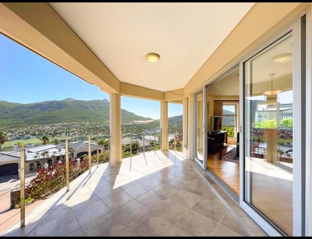 4 BEDROOM PROPERTY TO RENT IN HOUT BAY CENTRAL